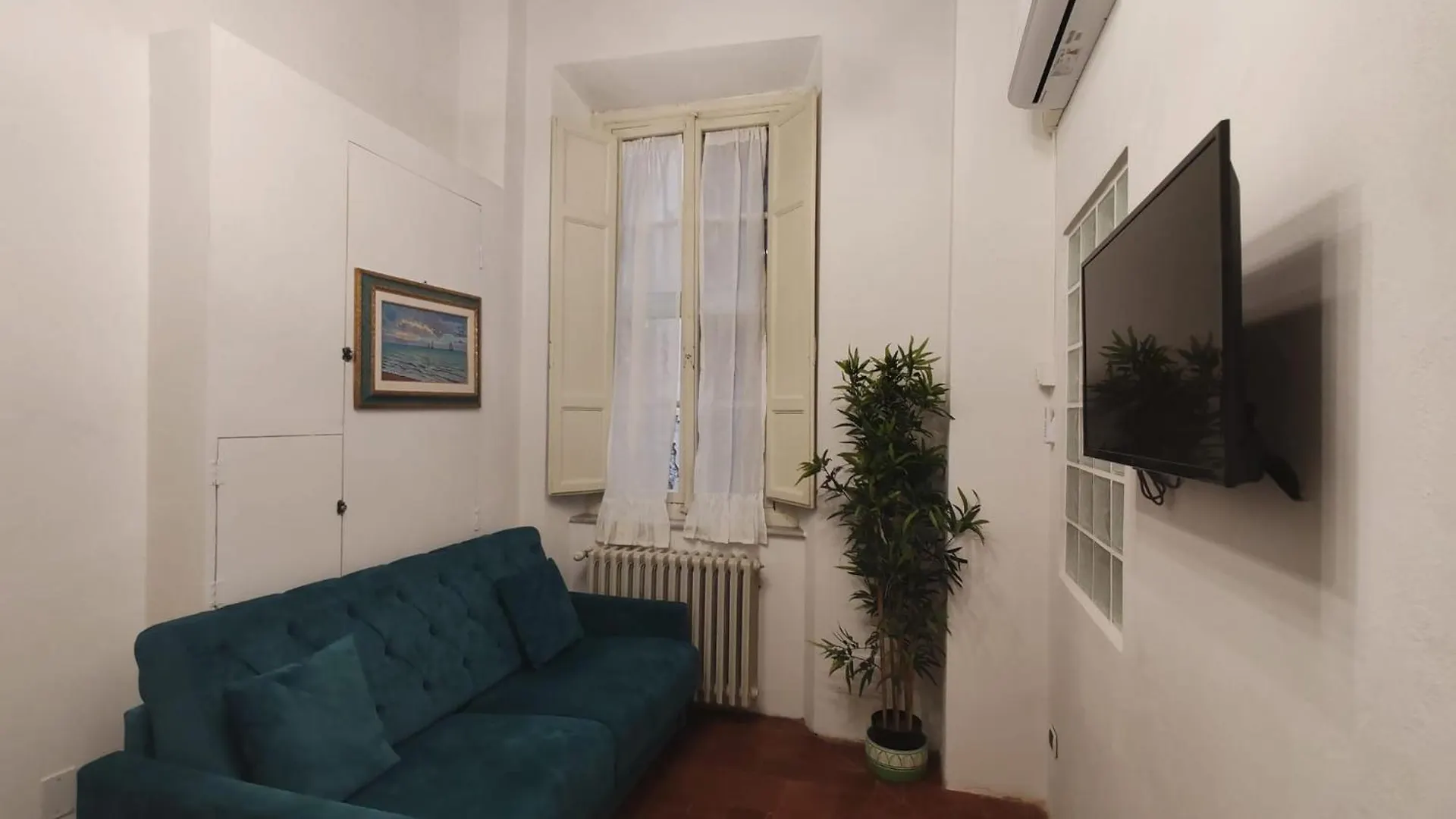 Corte Aranci E Corte Pini Deluxe Apartments In Historic Center Of Lucca