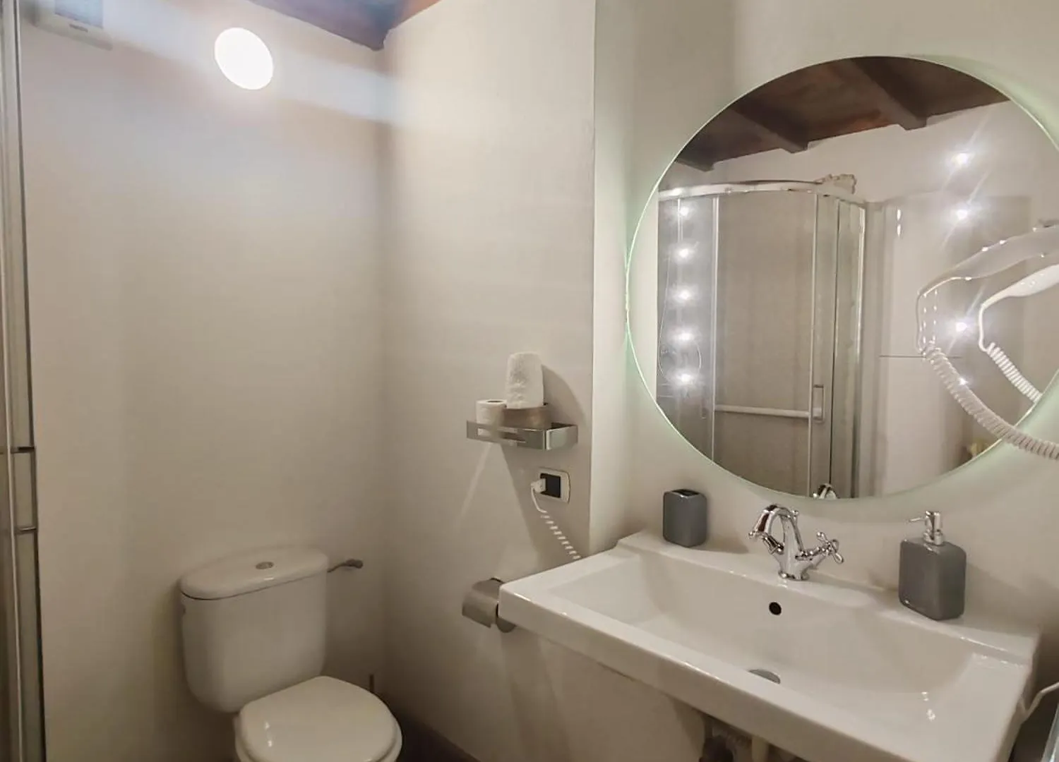 Corte Aranci E Corte Pini Deluxe Apartments In Historic Center Of Lucca